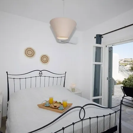 Ilios Cozy Poolhouse Mykonos 別荘 オルノス