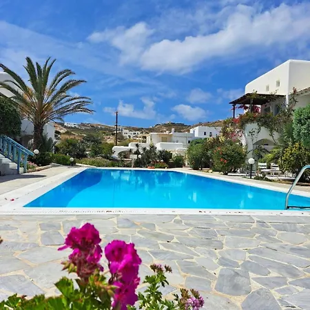 Ilios Cozy Poolhouse Mykonos 度假居